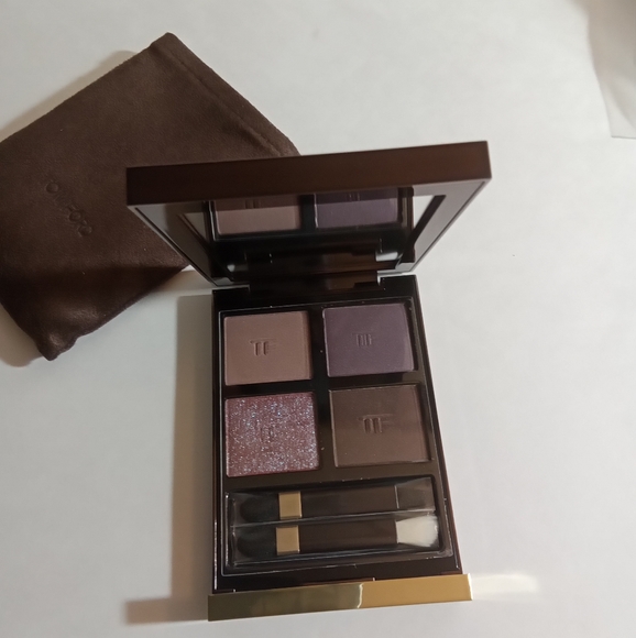 🆕️Tom Ford Pretty Baby Quad Eye Shadow Palette - Picture 5 of 11